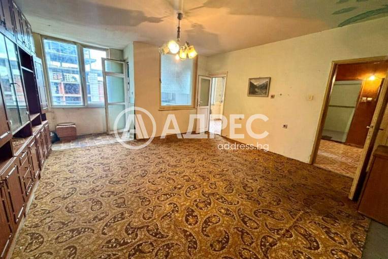 Тристаен апартамент, Варна, Възраждане 1, 676167, Снимка 1