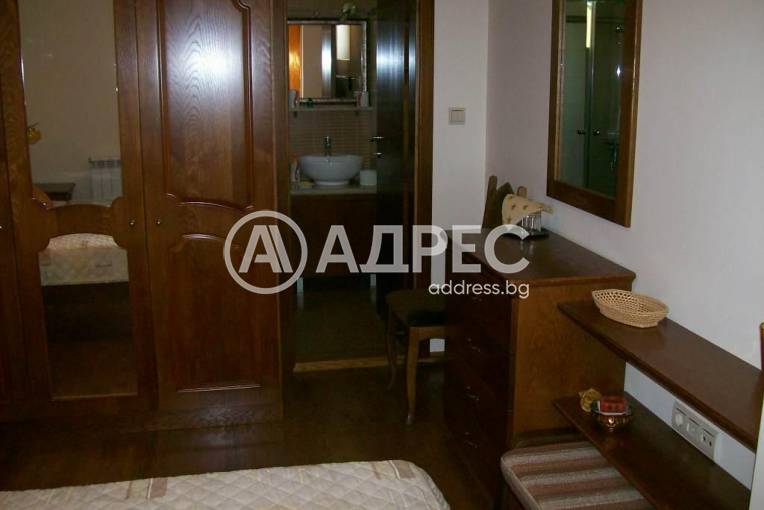 Тристаен апартамент, Благоевград, Широк център, 156168, Снимка 9