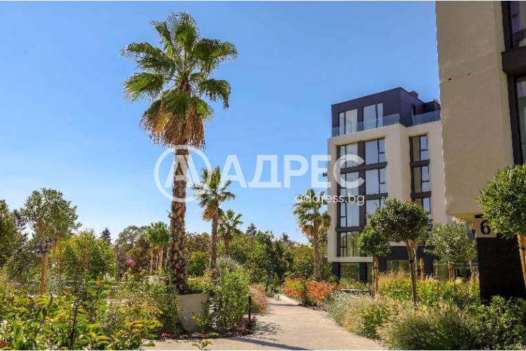 Двустаен апартамент, Варна, к.к. Св.Св. Константин и Елена, 636168, Снимка 4