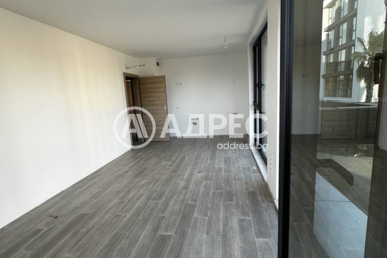 Двустаен апартамент, Варна, к.к. Св.Св. Константин и Елена, 636168, Снимка 7