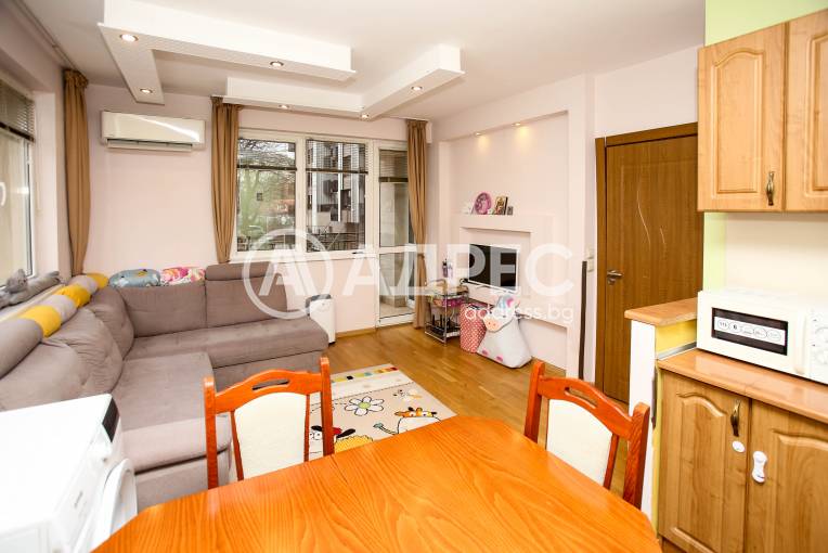 Двустаен апартамент, София, Красно село, 681168, Снимка 12