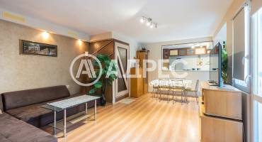 Тристаен апартамент, Варна, Чаталджа, 682170, Снимка 1