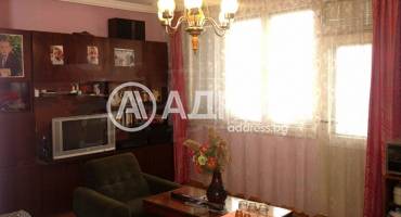 Етаж от къща, Пловдив, Коматево, 658171, Снимка 1