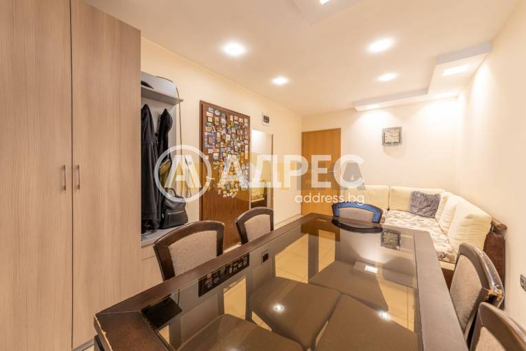 Двустаен апартамент, Варна, Червен площад, 669172, Снимка 6