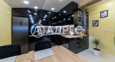 Двустаен апартамент, Варна, к.к. Св.Св. Константин и Елена, 666173, Снимка 1