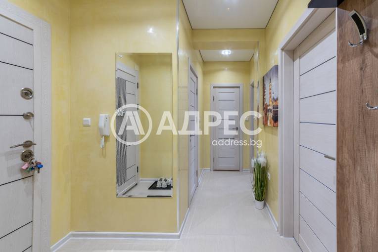 Тристаен апартамент, Варна, к.к. Св.Св. Константин и Елена, 666173, Снимка 7