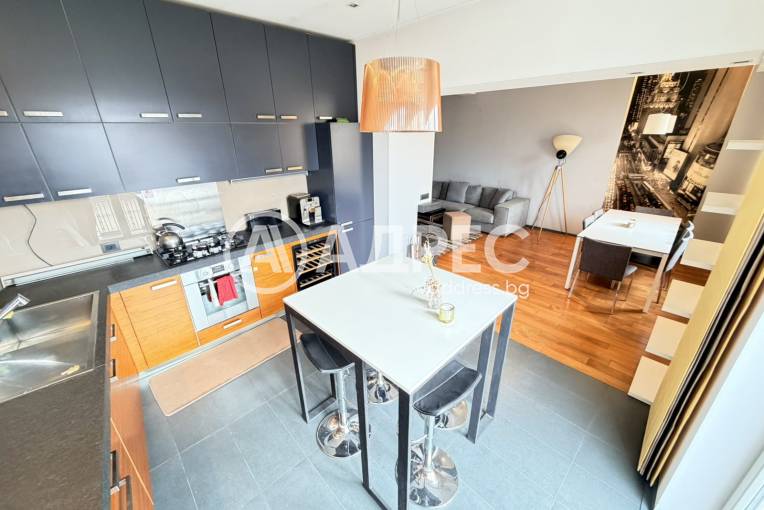 Тристаен апартамент, София, Център, 683173, Снимка 1