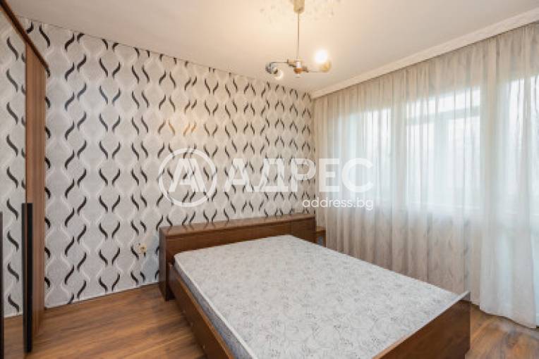 Тристаен апартамент, Варна, Гранд Мол Варна, 698174, Снимка 2