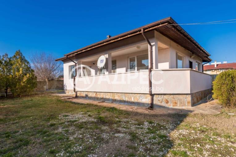 Къща/Вила, Юнец, 675175, Снимка 1