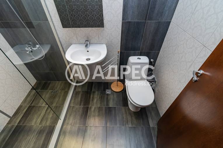 Тристаен апартамент, Варна, Център, 687175, Снимка 18