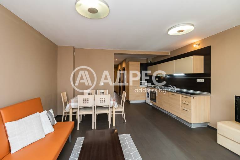 Тристаен апартамент, Варна, Център, 687175, Снимка 2