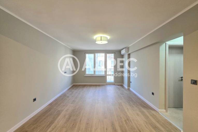 Двустаен апартамент, София, Редута, 676176, Снимка 1