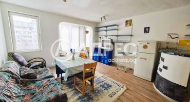 Двустаен апартамент, София, Бели брези, 685176, Снимка 1