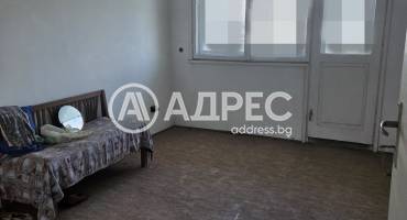 Тристаен апартамент, Ямбол, Васил Левски, 700176, Снимка 2