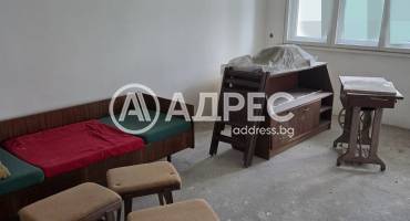 Тристаен апартамент, Ямбол, Васил Левски, 700176, Снимка 4