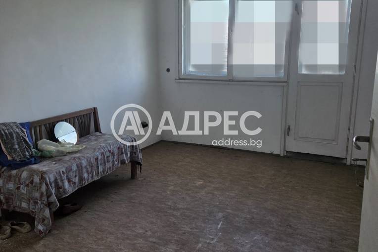 Тристаен апартамент, Ямбол, Васил Левски, 700176, Снимка 2