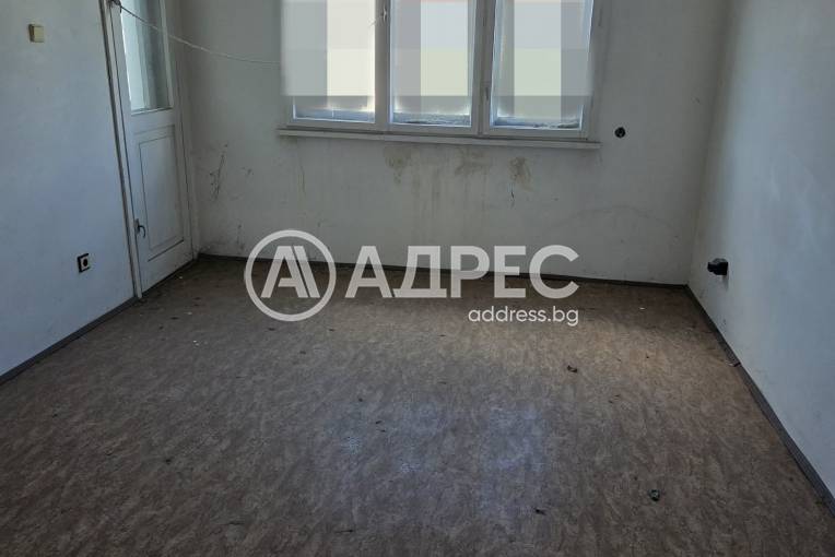 Тристаен апартамент, Ямбол, Васил Левски, 700176, Снимка 3