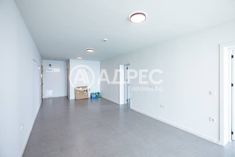 Двустаен апартамент, Каварна, 665177, Снимка 2