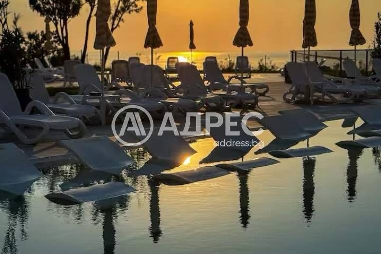 Двустаен апартамент, Варна, к.к. Чайка, 666178, Снимка 15