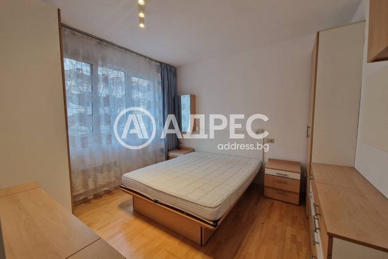 Тристаен апартамент, София, Гео Милев, 688178, Снимка 3