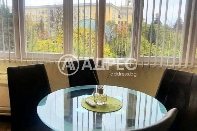 Тристаен апартамент, Варна, Спортна зала, 678179, Снимка 4