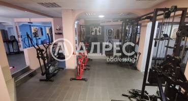 Търговски помещения, Варна, Червен площад, 689179, Снимка 9