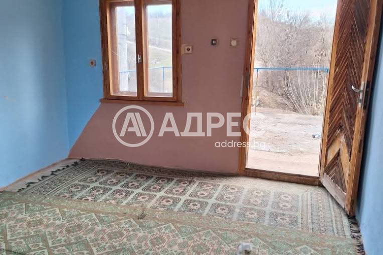 Къща/Вила, Търнак, 687180, Снимка 3