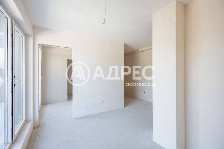 Двустаен апартамент, Варна, Военна болница, 697181, Снимка 8