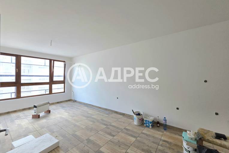 Двустаен апартамент, София, Обеля 1, 699181, Снимка 1
