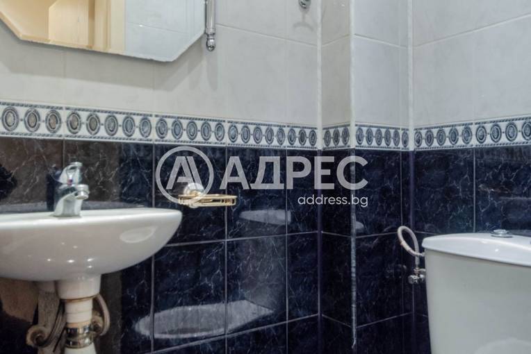 Тристаен апартамент, София, Витоша, 681185, Снимка 15