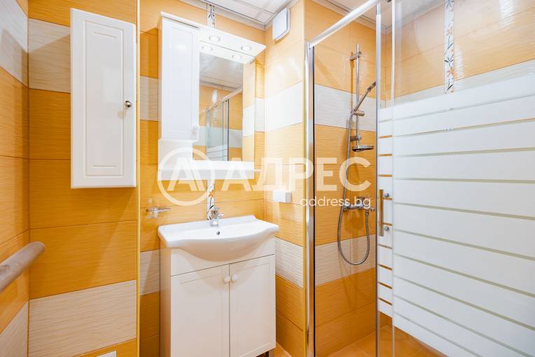 Двустаен апартамент, Варна, Червен площад, 688185, Снимка 11