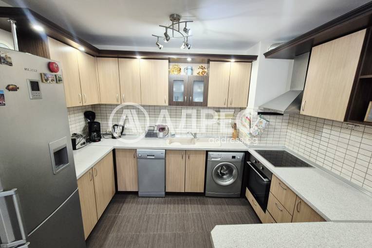 Двустаен апартамент, Варна, Генералите, 688185, Снимка 3