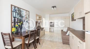 Двустаен апартамент, Варна, Общината, 690185, Снимка 2