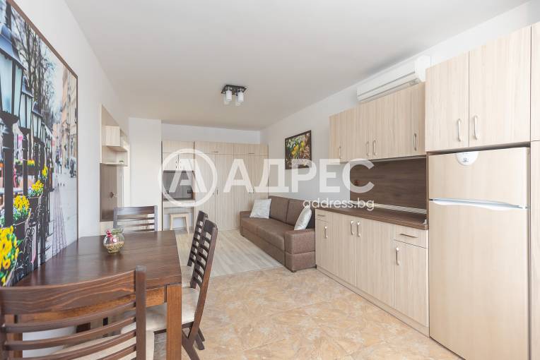 Двустаен апартамент, Варна, Общината, 690185, Снимка 1