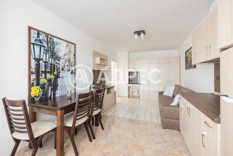 Двустаен апартамент, Варна, Общината, 690185, Снимка 2