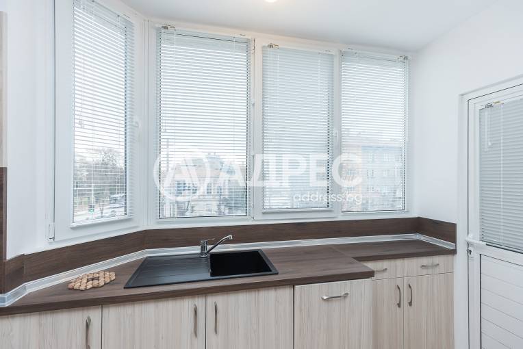 Двустаен апартамент, Варна, Общината, 690185, Снимка 5