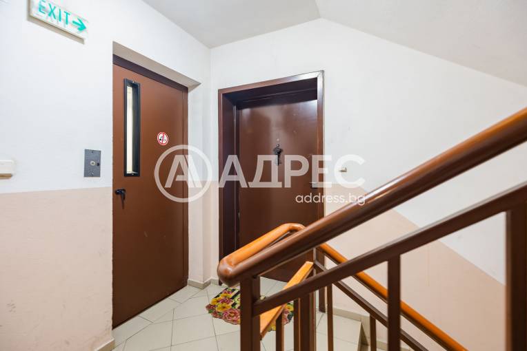 Двустаен апартамент, Варна, Общината, 688187, Снимка 18