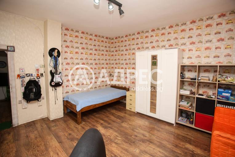 Къща/Вила, София, Орландовци, 670188, Снимка 2