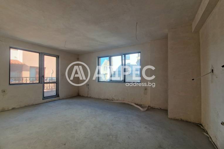 Тристаен апартамент, Русе, Център, 685188, Снимка 1
