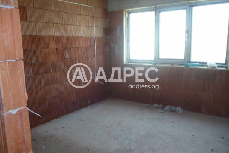 Тристаен апартамент, Добрич, Градски парк Свети Георги, 691188, Снимка 2