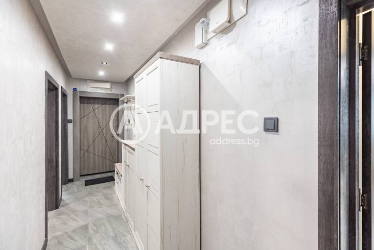 Тристаен апартамент, Варна, Идеален център, 676189, Снимка 12