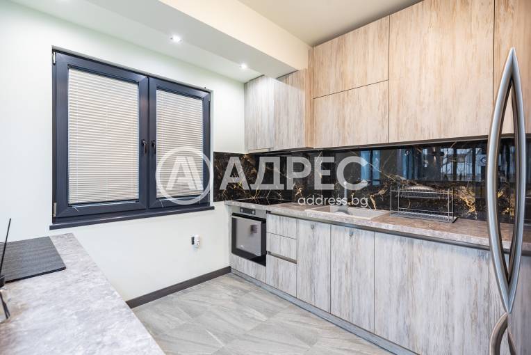 Тристаен апартамент, Варна, Идеален център, 676189, Снимка 4