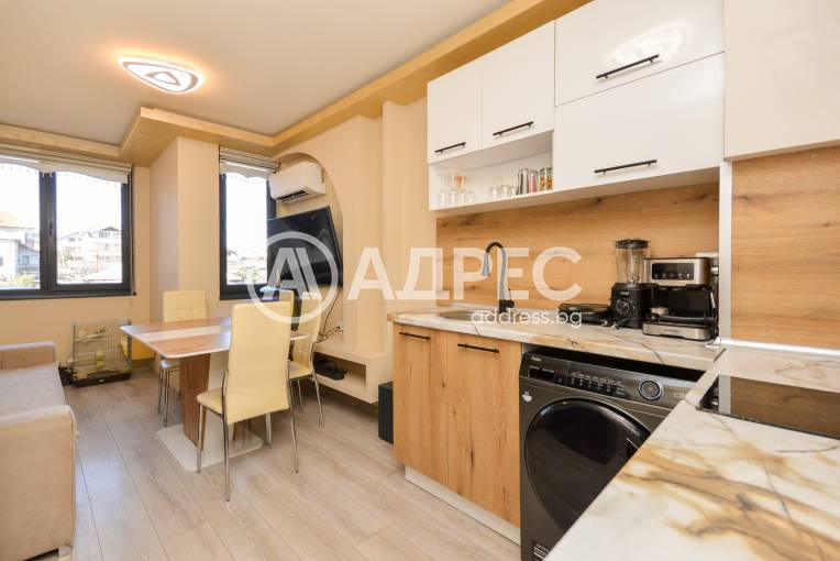 Тристаен апартамент, Бургас, Меден рудник - зона Г, 685189, Снимка 1