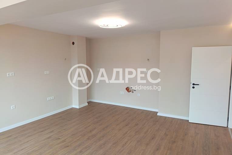 Многостаен апартамент, Варна, Генералите, 702189, Снимка 2