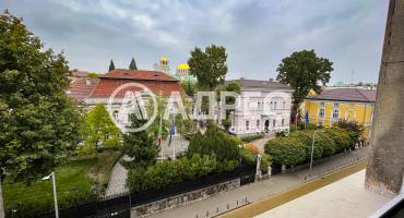 Тристаен апартамент, София, Център, 674190, Снимка 1