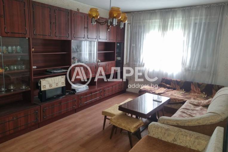 Двустаен апартамент, Ямбол, Златен рог, 688191, Снимка 3