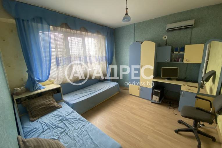Тристаен апартамент, Хасково, Възраждане, 691191, Снимка 8