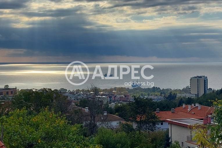 Тристаен апартамент, Варна, Бриз, 676195, Снимка 1