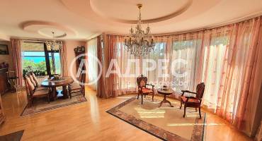 Къща/Вила, Варна, Бриз, 656196, Снимка 30