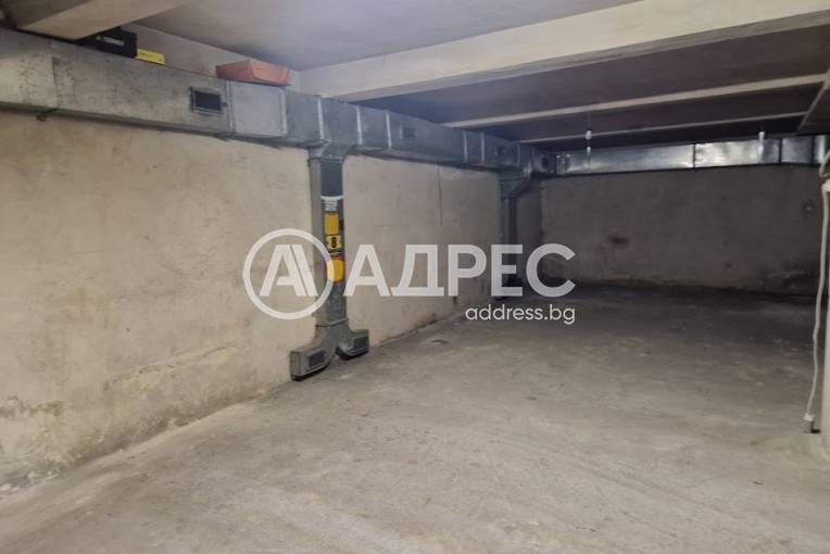 Паркомясто/Гаражна клетка, Варна, Окръжна болница, 669196, Снимка 4